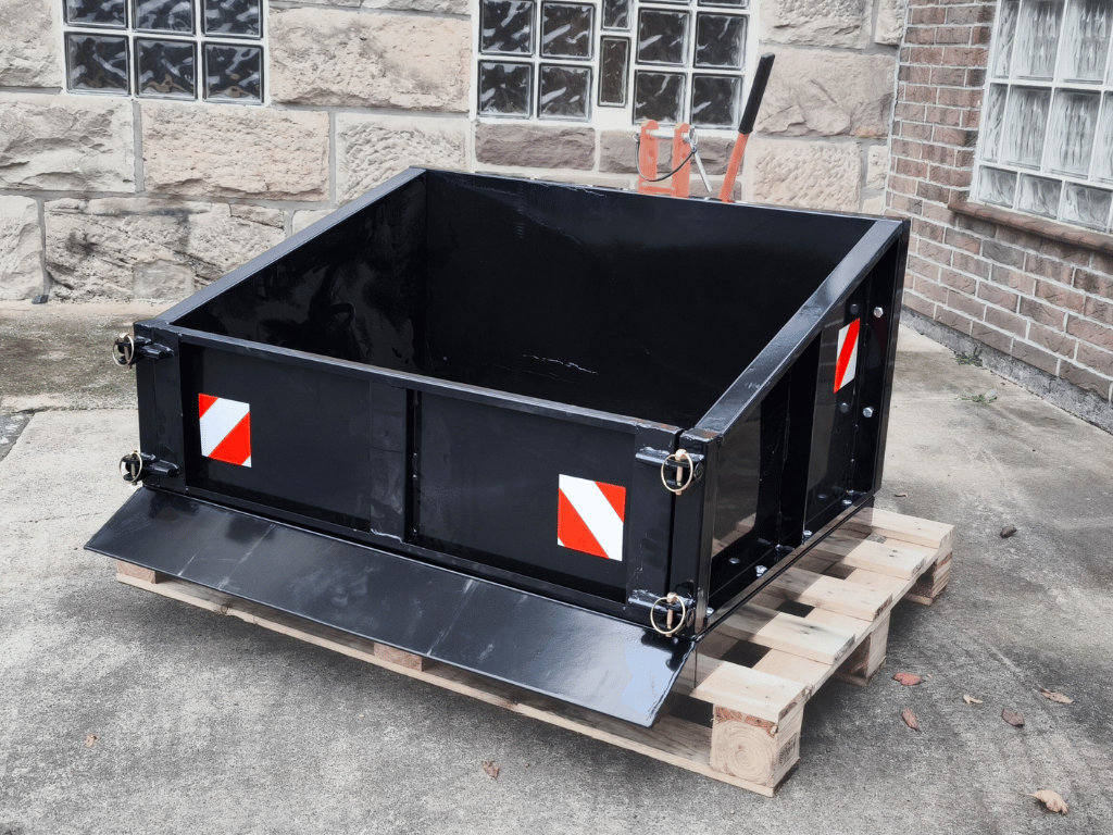 🔥 Sonderangebot – Heckcontainer Schwarz-Orange (1 m)